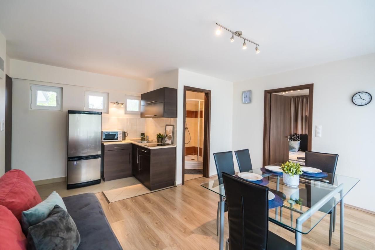 Siesta Sziget - Balaton-Parti Apartmanok Шиофок Экстерьер фото