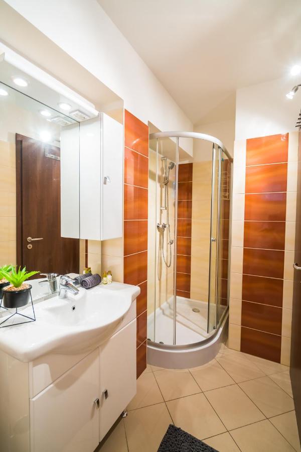 Siesta Sziget - Balaton-Parti Apartmanok Шиофок Экстерьер фото