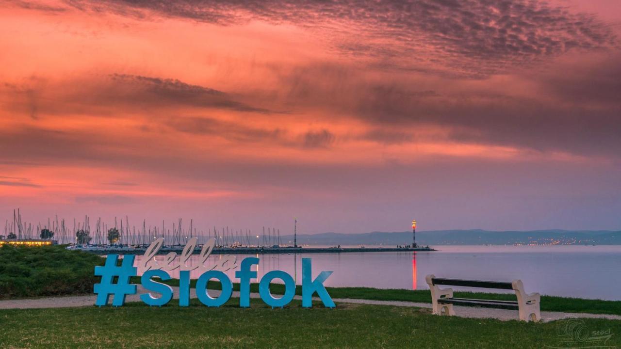 Siesta Sziget - Balaton-Parti Apartmanok Шиофок Экстерьер фото